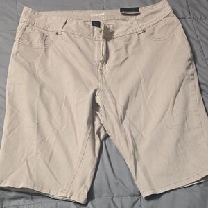 Lane Bryant Tan Women's Bermudas
